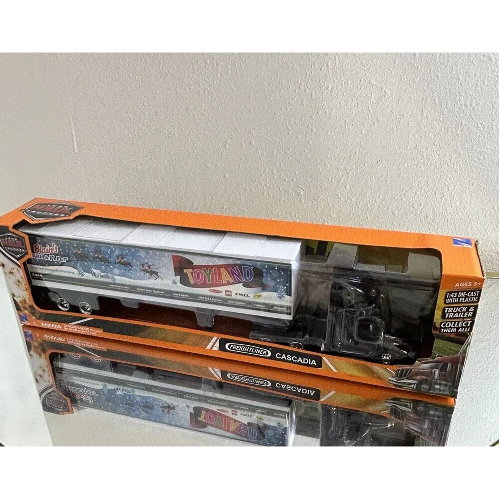 New Ray Blains‎ Farm & Fleet TOYLAND Long Haul Trucker Toy Semi 1:43 Die Cast